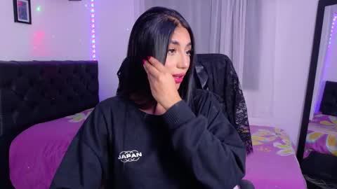 Julieta online show from October 6, 2025, 1:25 am