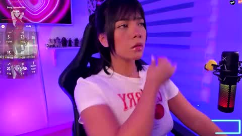 Julieta  online show from October 23, 2025, 12:10 am