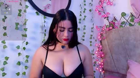 julietatorres_ online show from January 6, 2026, 1:31 am