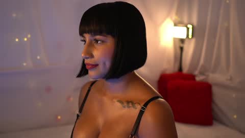 julietawinona online show from January 24, 2025, 8:11 pm