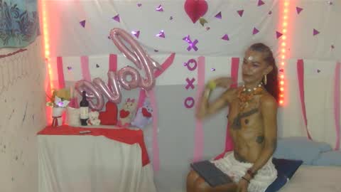 Julieth Wolf online show from February 11, 2025, 7:38 pm