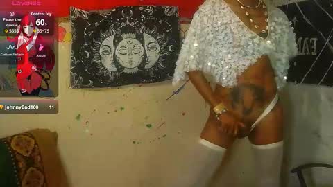 Julieth Wolf online show from December 2, 2025, 11:45 pm