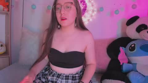 Snapshot of julietha_bianco_ chatting on February 5, 2025, 8:04 pm Julietha online show from February 5, 2025, 8:04 pm