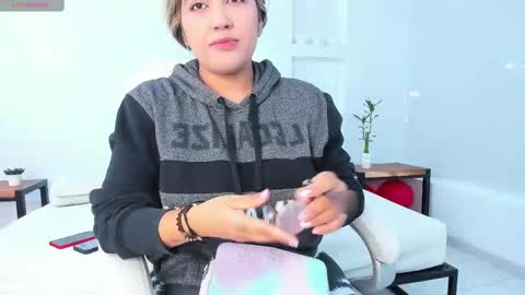 Julietha online show from February 18, 2025, 1:43 am