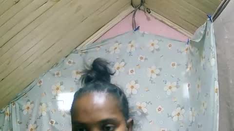 Snapshot of juliette9794 chatting on September 18, 2025, 11:45 am juliette9794 online show from September 18, 2025, 11:45 am