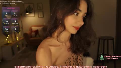 Juliette Dee online show from December 15, 2025, 10:47 pm