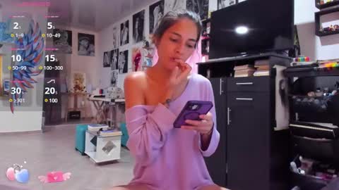 juliette online show from February 28, 2025, 7:14 pm