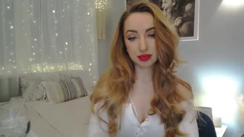 JulietteSensual online show from January 14, 2025, 3:26 pm
