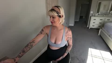 Julie online show from December 20, 2024, 5:29 pm