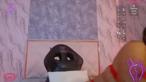 juliieta_tay online show from June 11, 2026, 3:26 am