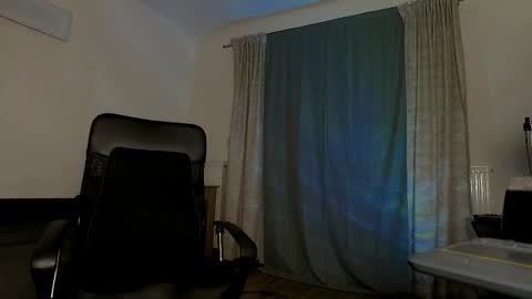 JULiUS   online show from February 23, 2025, 9:37 pm