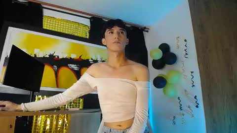 jullian online show from March 12, 2026, 7:20 pm