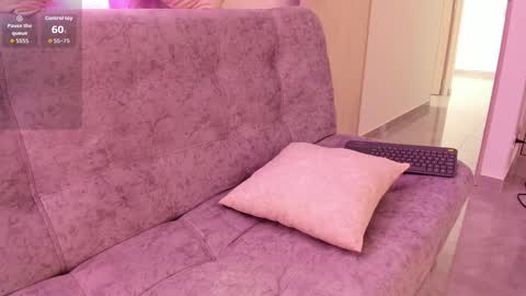 jullya    630  1330 -5 online show from January 14, 2026, 3:50 pm