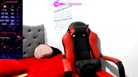 Snapshot of julya_smith_69 chatting on December 10, 2024, 4:27 pm Julya Smith online show from December 10, 2024, 4:27 pm