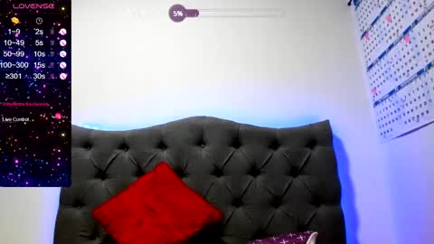 Snapshot of julya_smith_69 chatting on December 19, 2024, 5:18 pm Julya Smith online show from December 19, 2024, 5:18 pm