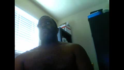 junbug8812 online show from March 20, 2026, 3:39 pm