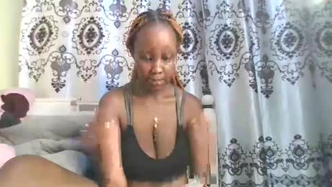 queen online show from March 23, 2026, 5:50 pm