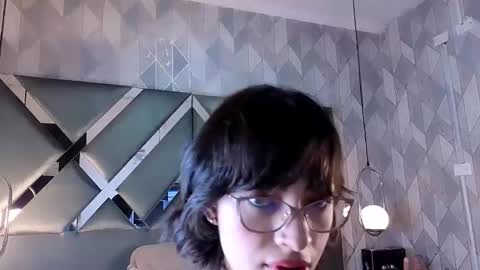 junecollins online show from February 6, 2026, 9:18 pm