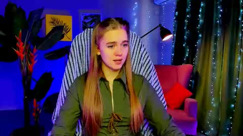 Snapshot of junewoods chatting on February 6, 2026, 7:45 am junewoods online show from February 6, 2026, 7:45 am