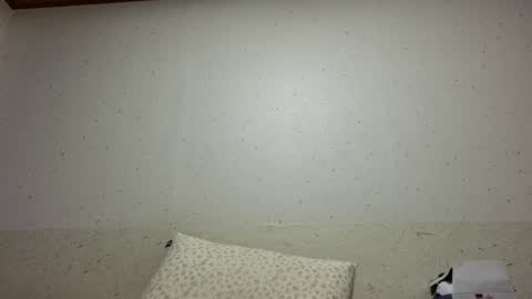 Snapshot of jung_luv chatting on November 3, 2025, 9:27 pm jung_luv online show from November 3, 2025, 9:27 pm