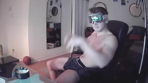 Snapshot of juniormadison69 chatting on February 7, 2025, 12:42 am Junior Madison online show from February 7, 2025, 12:42 am