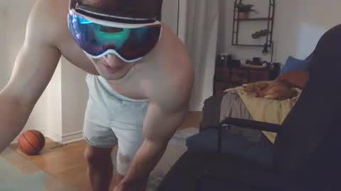 Snapshot of juniormadison69 chatting on February 16, 2025, 12:52 am Junior Madison online show from February 16, 2025, 12:52 am