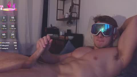 Snapshot of juniormadison69 chatting on March 5, 2025, 10:54 pm Junior Madison online show from March 5, 2025, 10:54 pm