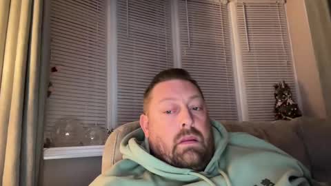 Snapshot of junky345 chatting on December 2, 2024, 4:31 pm Junky online show from December 2, 2024, 4:31 pm