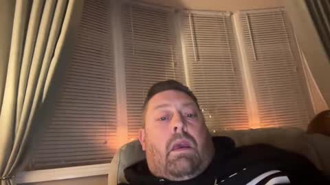 Snapshot of junky345 chatting on January 8, 2025, 6:20 pm Junky online show from January 8, 2025, 6:20 pm