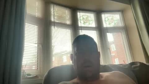 Junky online show from April 17, 2026, 10:18 am