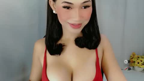 Julia online show from February 15, 2026, 2:03 pm