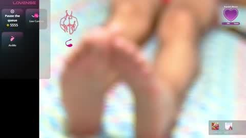 jupiter_3333 online show from April 12, 2026, 3:00 am