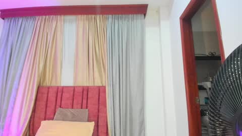 Jupiter Fox online show from January 29, 2025, 11:30 am