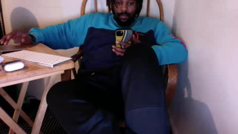 Snapshot of just2real chatting on January 18, 2025, 7:15 pm Real online show from January 18, 2025, 7:15 pm