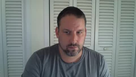 Snapshot of just_inside chatting on November 12, 2025, 5:02 pm just_inside online show from November 12, 2025, 5:02 pm