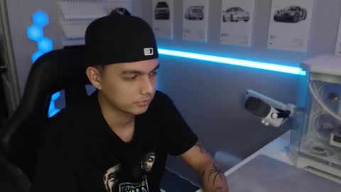 Rhys online show from December 19, 2025, 2:07 am