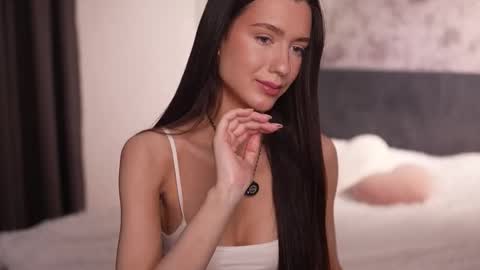 Katarina online show from November 13, 2025, 7:35 pm