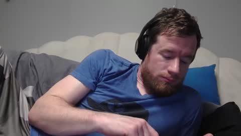 justformeandmyself1234 online show from February 5, 2025, 9:40 pm