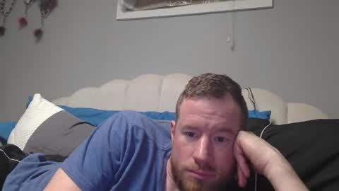 justformeandmyself1234 online show from February 19, 2025, 1:18 am