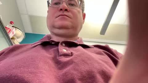 justfunguy221287 online show from December 31, 2024, 7:07 pm