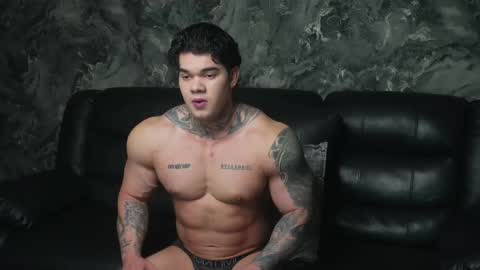 justin clark1 online show from December 17, 2025, 4:40 am