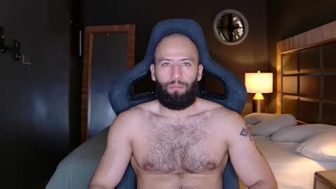 Justin online show from November 2, 2025, 11:12 am