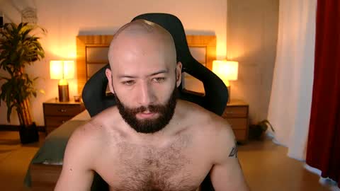 Justin online show from April 4, 2026, 11:40 am