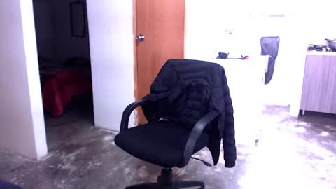 JUSTIN online show from October 30, 2025, 6:52 pm