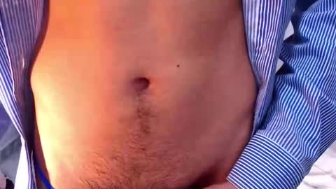 JUSTIN online show from November 14, 2025, 11:02 pm