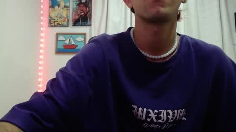 Snapshot of justine_ad chatting on December 5, 2024, 10:23 am Justine online show from December 5, 2024, 10:23 am