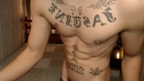 justine_hunk online show from March 26, 2026, 5:57 am