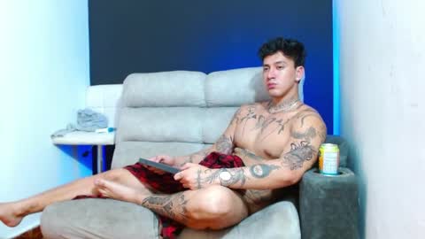 justinfuller_31 online show from April 10, 2026, 7:13 am