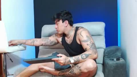 justinfuller_31 online show from May 14, 2026, 6:04 pm