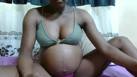 Justlhot online show from February 8, 2025, 10:18 am